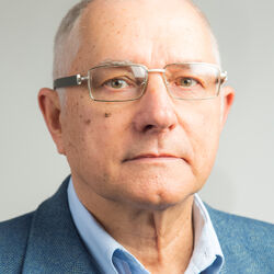 Круташов Анатолий Васильевич в МПУ Круташов Анатолий Васильевич в МПУ