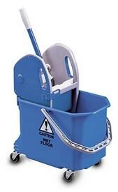 Описание: C:Users--DesktopМАМАЭРГОНОМИКАфото_уборочная тележка с отжимом.jpg