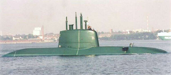 Описание: http://www.worldnavy.info/photogallery/non-nuclear_submarines/dolphin/dolphin_14.jpg